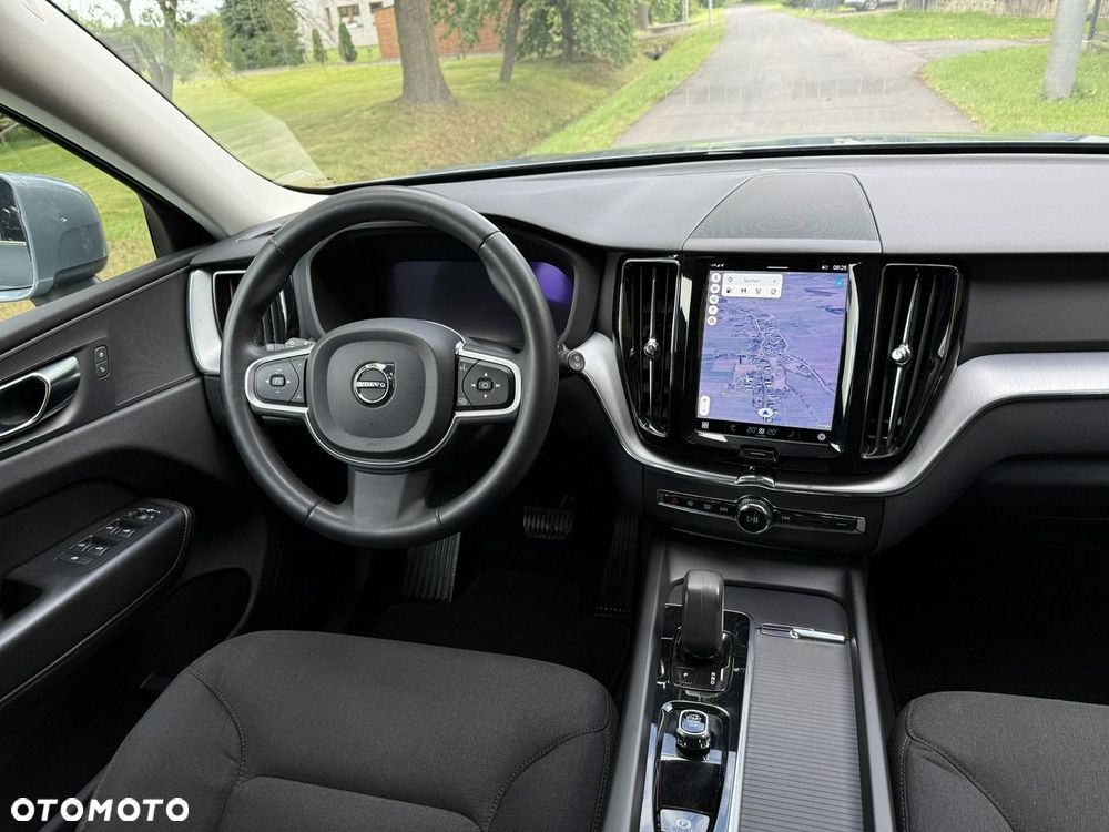 Volvo XC 60 B4 D Geartronic Momentum Pro - 21