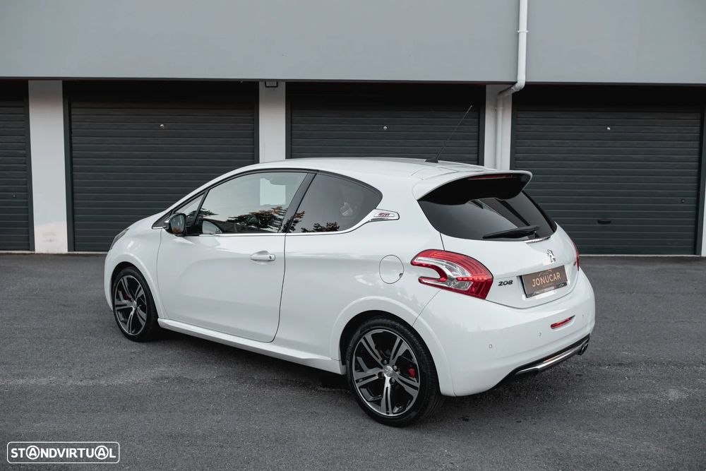 Peugeot 208 1.6 THP GTi - 2
