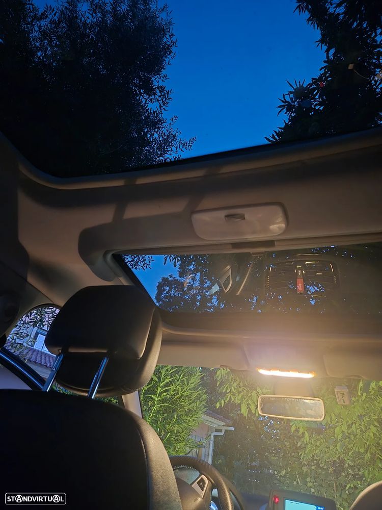 Renault Mégane Sport Tourer dCi 110 FAP EDC Bose Edition - 6