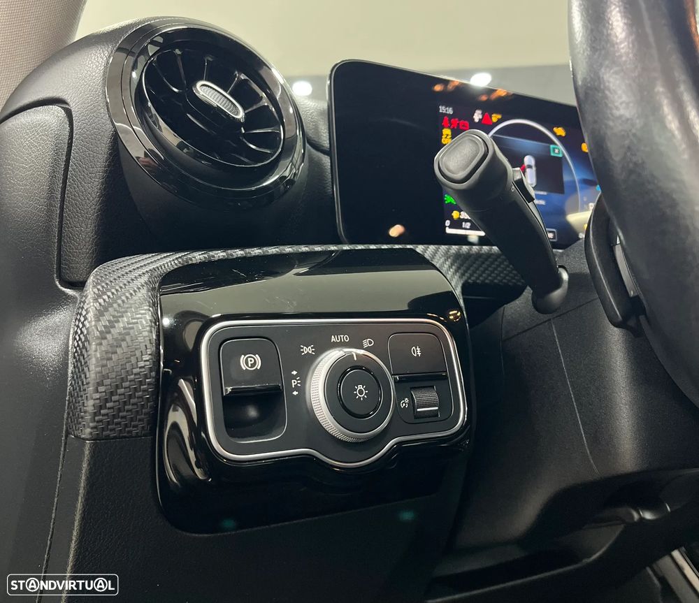 Mercedes-Benz A 250 e - 12