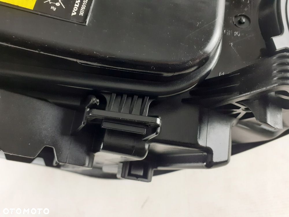 Lampa prawa przód Volvo V70 S80 bi-xenon skr 13-16 - 8