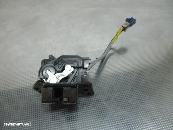 Fecho Tampa Mala Toyota Avensis Combi (_T25_) - 5