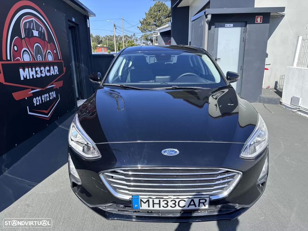 Ford Focus 1.0 EcoBoost S&S TITANIUM - 2