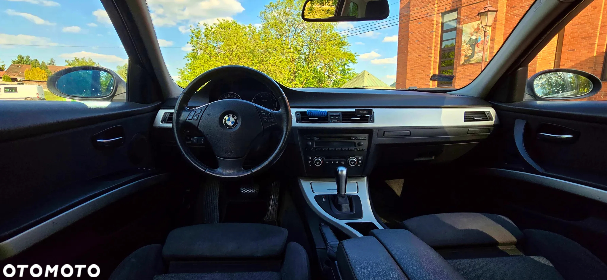 BMW Seria 3 320i Touring - 8