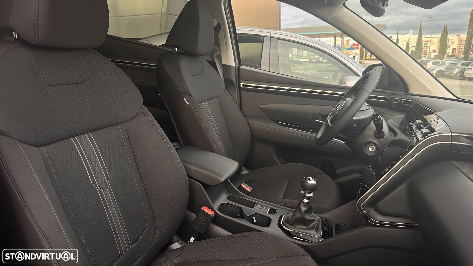 Hyundai Tucson 1.6 T-GDi Premium - 32