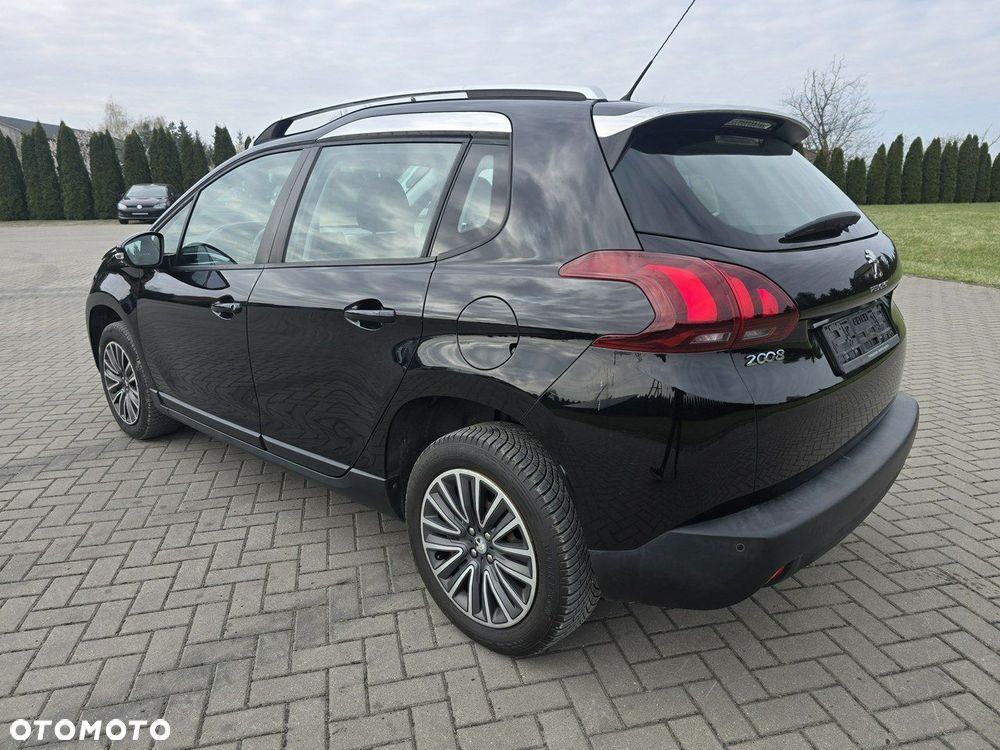 Peugeot 2008 - 10