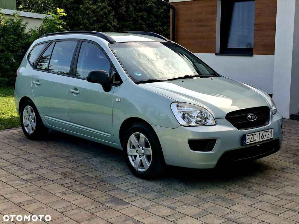 Kia Carens 2.0 EX - 2