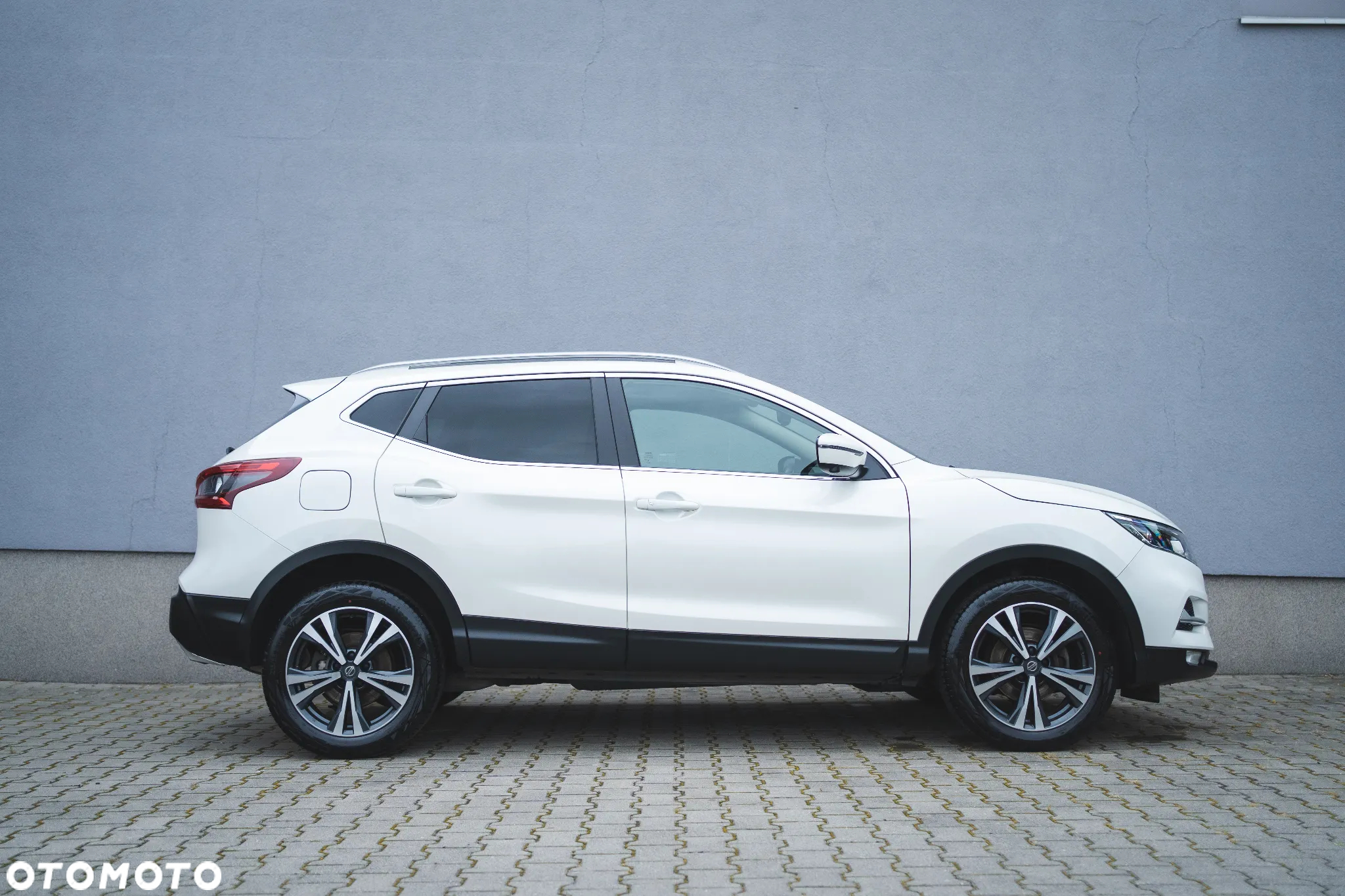 Nissan Qashqai 1.3 DIG-T N-Connecta EU6d - 5