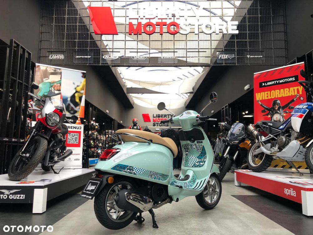 Vespa Primavera - 12