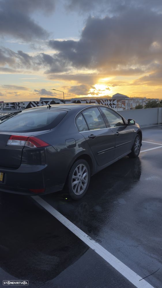 Renault Laguna 2.0 dCi Confort - 3