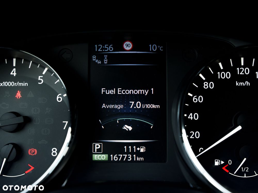 Nissan Qashqai 1.2 DIG-T TEKNA+ - 36