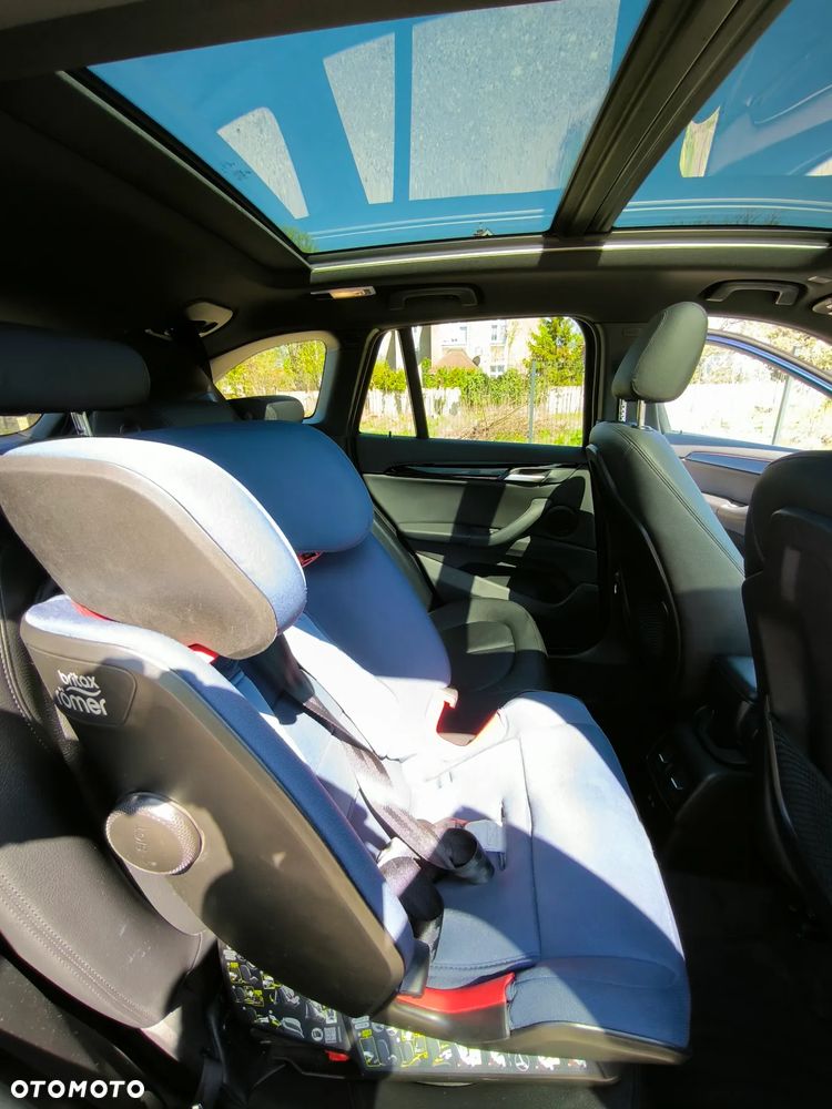 BMW X1 xDrive25i xLine - 23