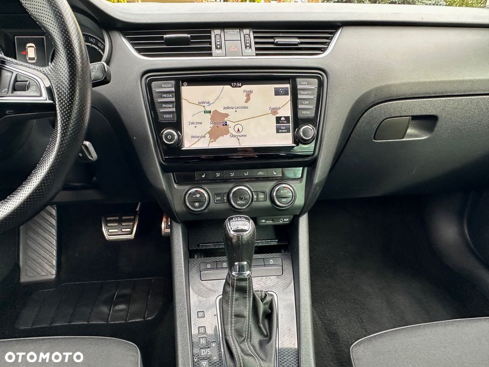 Skoda Octavia 2.0 TSI (Green tec) DSG RS - 12