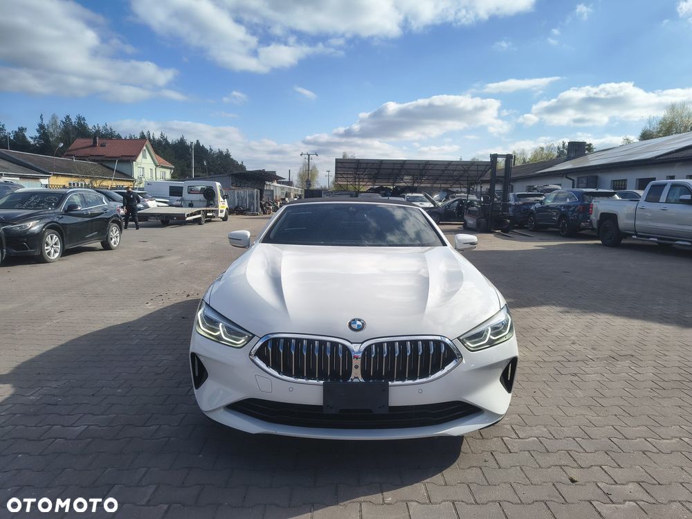 BMW Seria 8 - 2