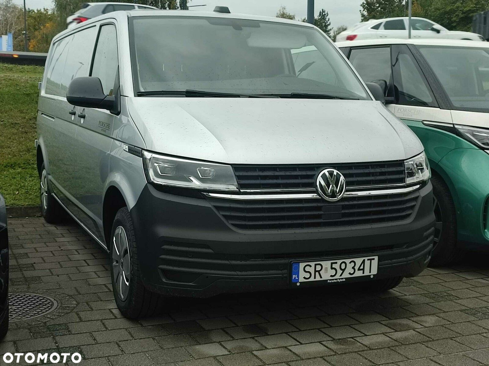 Volkswagen Transporter Transporter 6.1 Furgon silnik: 2,0 l TDI SCR 110 kW / skrzynia biegów: 6-biegowa manualna rozstaw osi: 3400 mm - 30