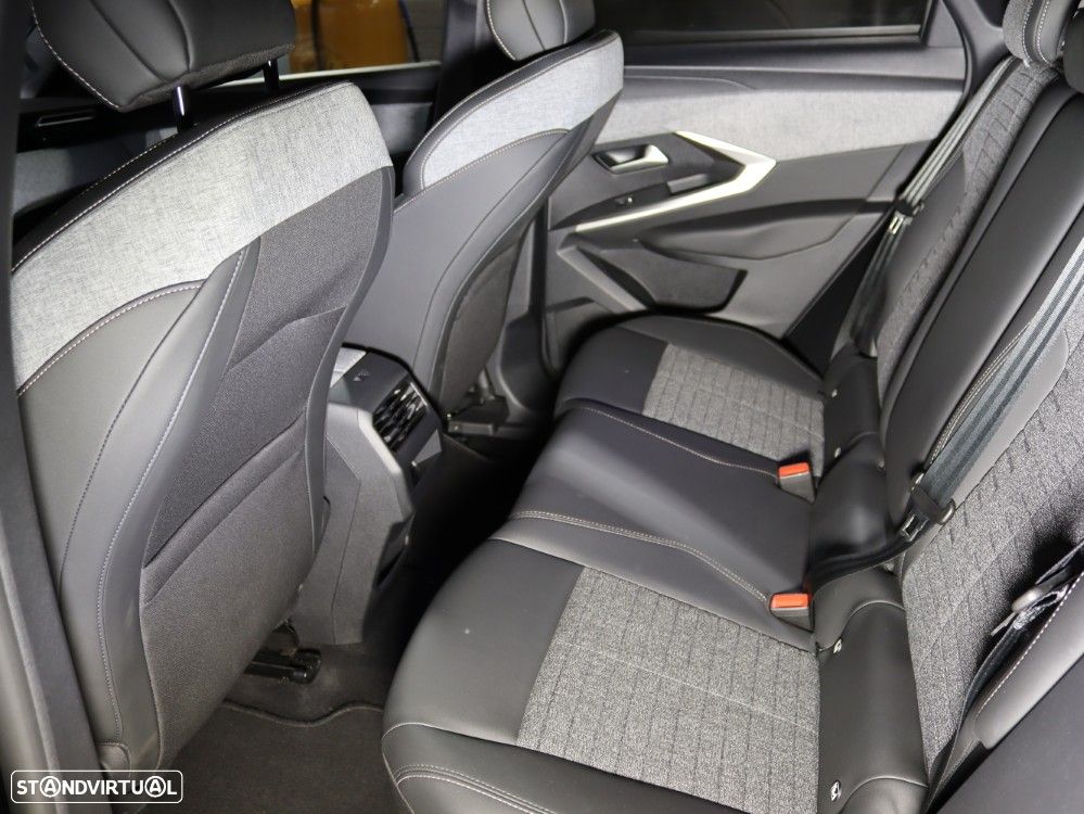 Peugeot 3008 1.2 Hybrid Allure e-DCS6 - 11