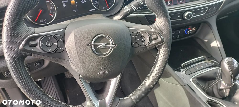 Opel Insignia Grand Sport 2.0 Diesel Business Innovation - 27