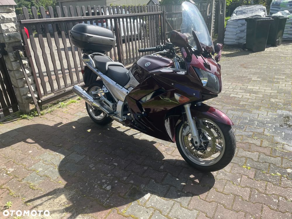Yamaha FJR - 10
