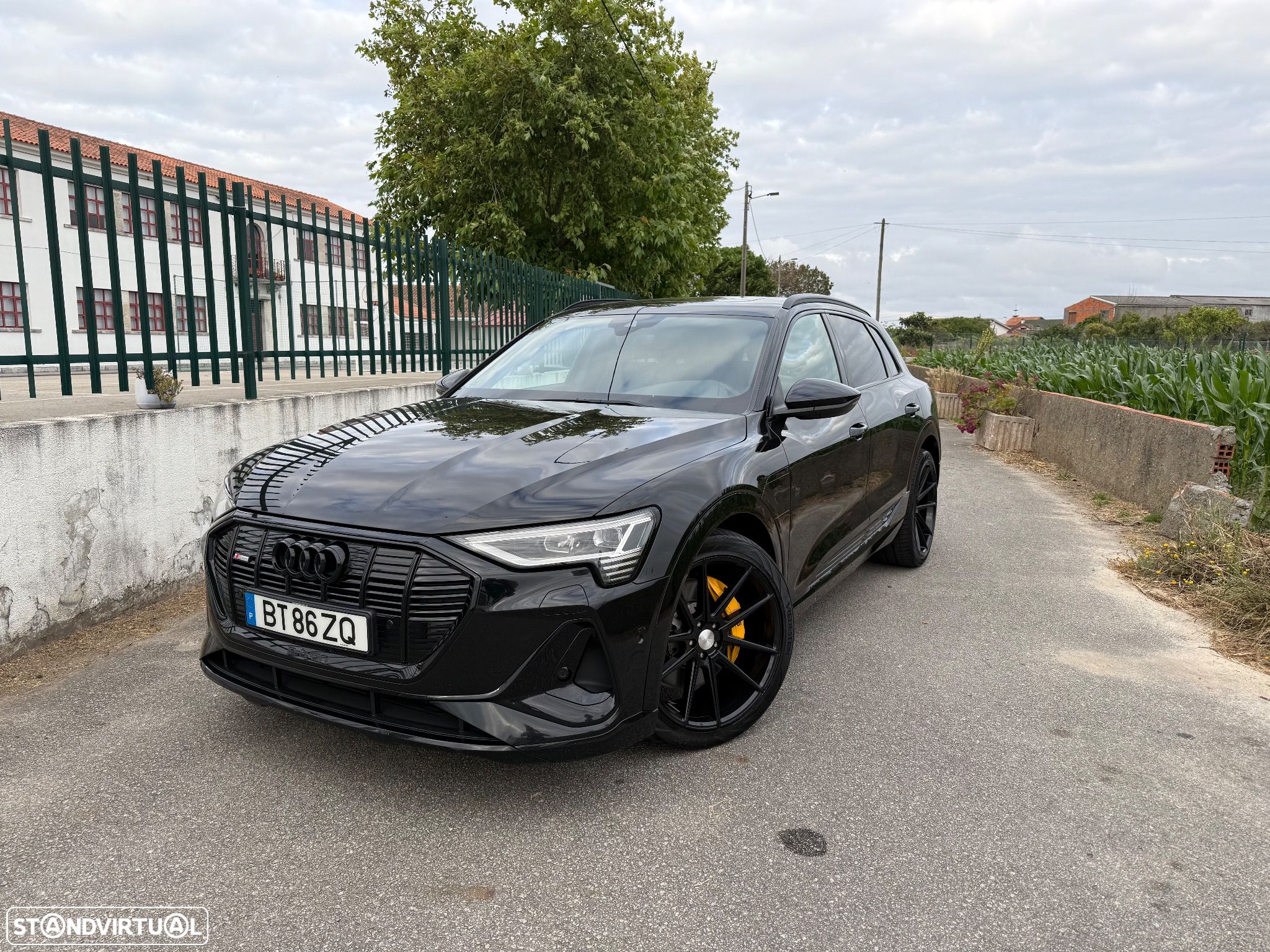 Audi e-tron 50 quattro S line - 1
