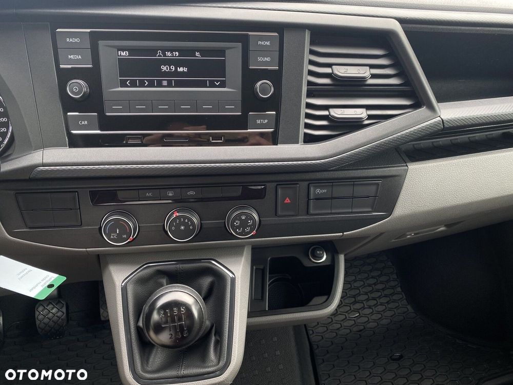 Volkswagen Transporter T6.1 - 19