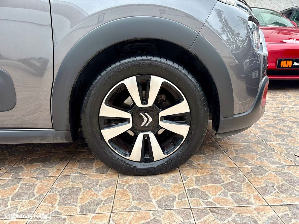 Citroën C3 1.2 PureTech Shine - 42