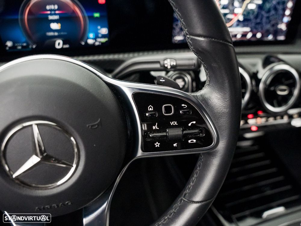 Mercedes-Benz A 250 e Style Plus - 21