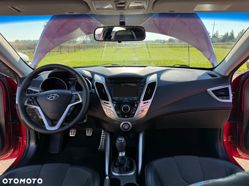 Hyundai Veloster 1.6 GDI Style - 11