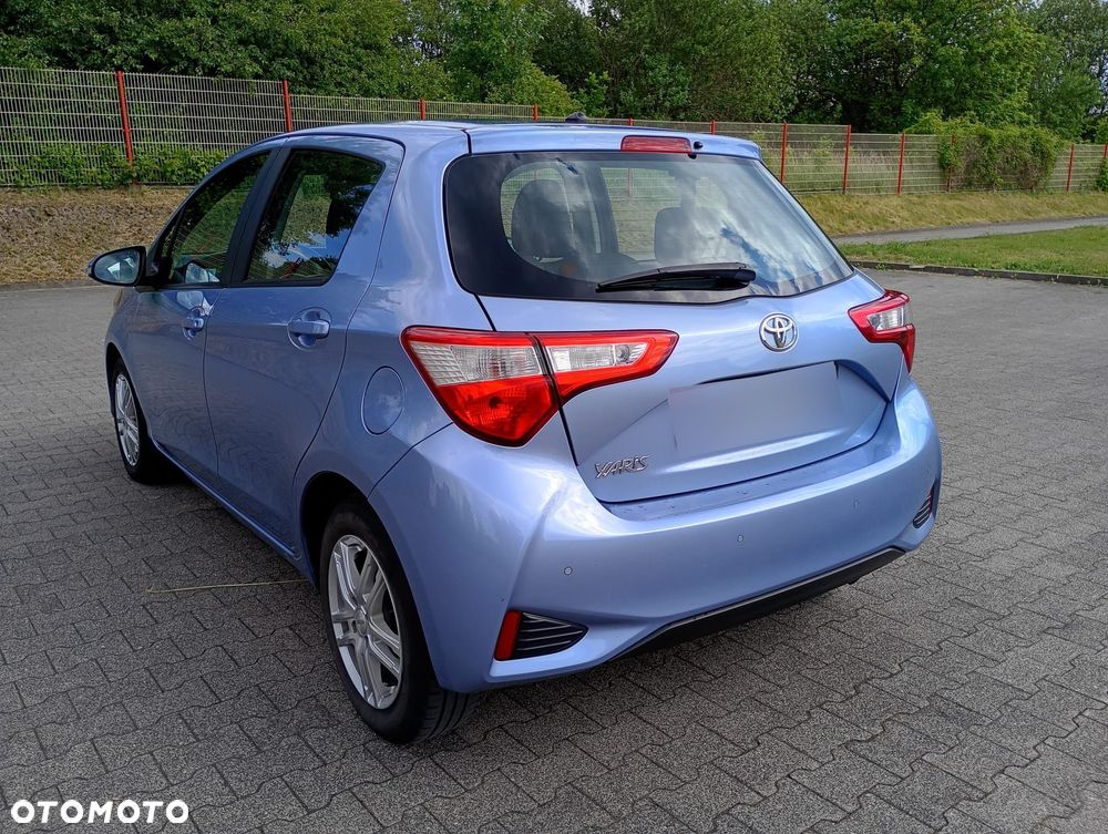 Toyota Yaris 1.0 Active - 8
