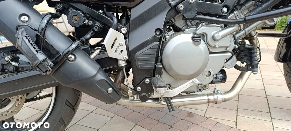 Suzuki V-STROM - 28