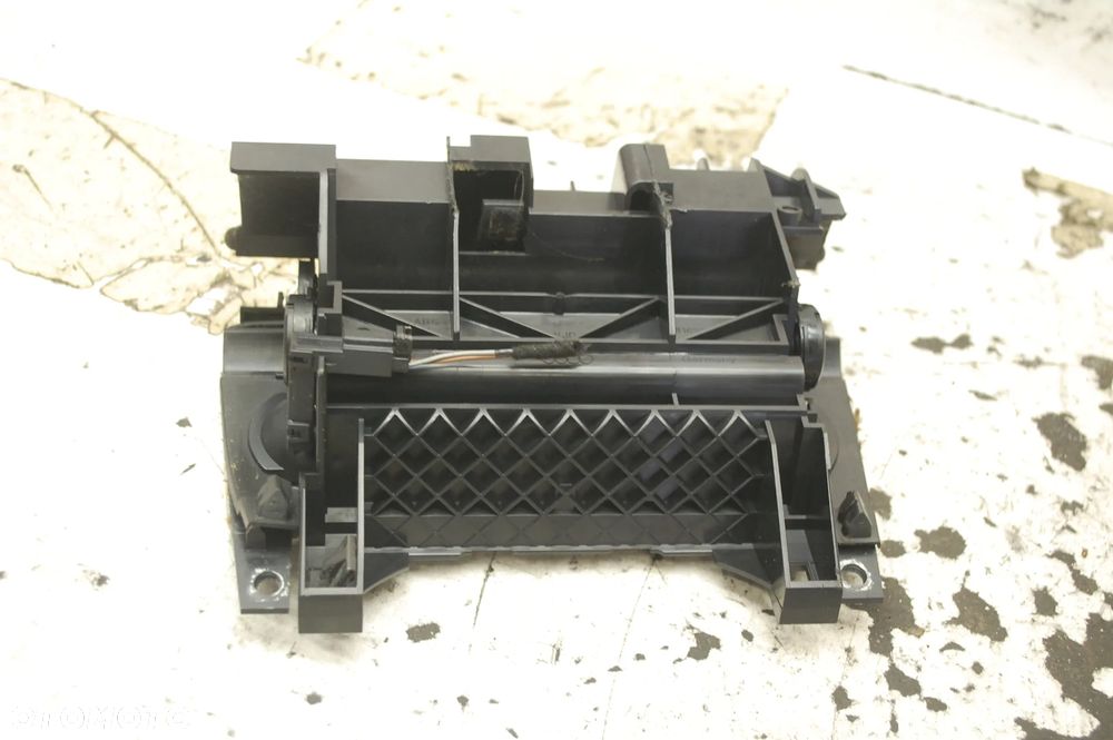 POPIELNICZKA 2 DIN AUDI A4 B6 B7 8E0857951G 8E0857951E 8E0857951J - 8