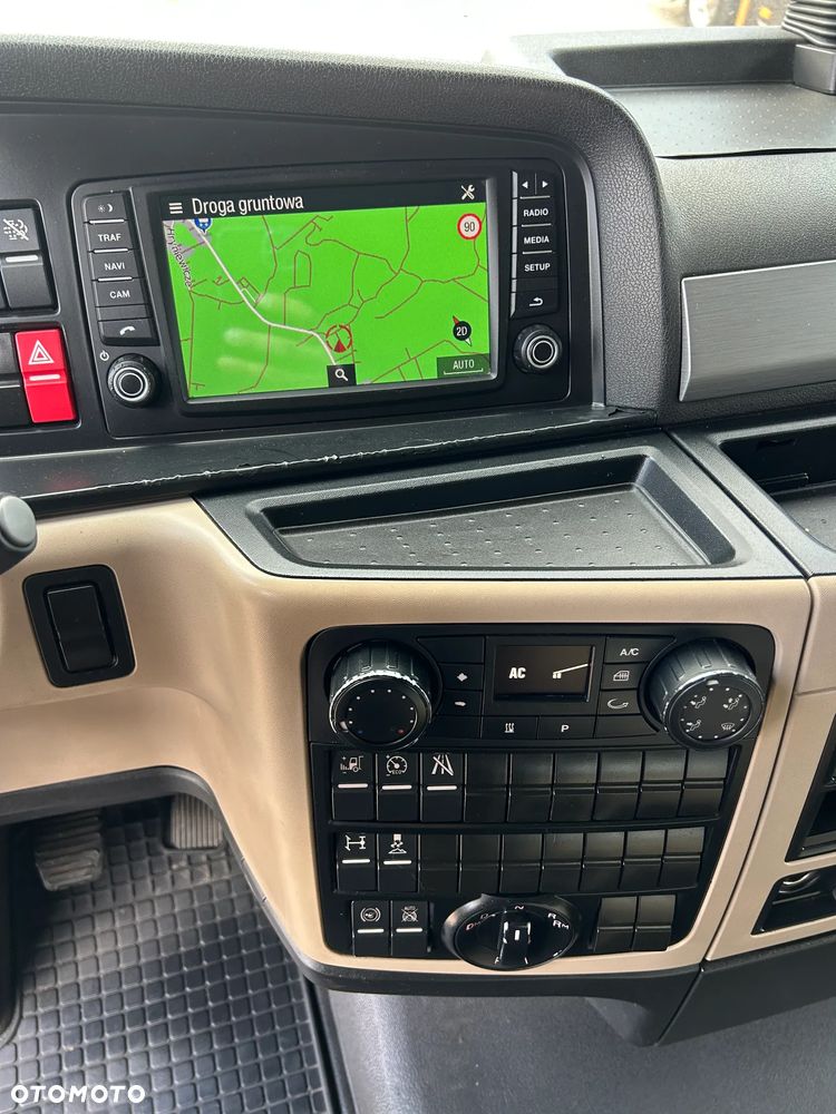 MAN TGX 18.460 KM NAWIGACJA / 2019 ROK REJESTRACJA / 8 SZTUK / POLSKI SALON / ORYGINALNY PRZEBIEG 667 TYS. KM / DOSTĘPNE 8 SZTUK !! - 26