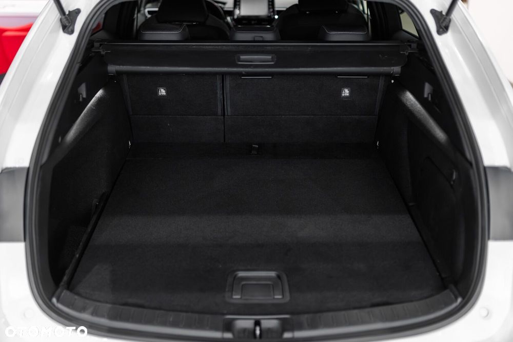 Toyota Corolla 2.0 Hybrid Comfort - 23
