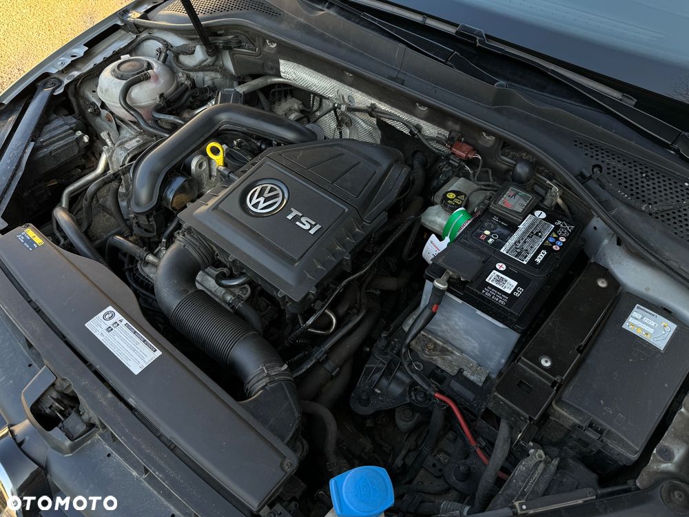 Volkswagen Golf 1.0 TSI BMT Comfortline - 16