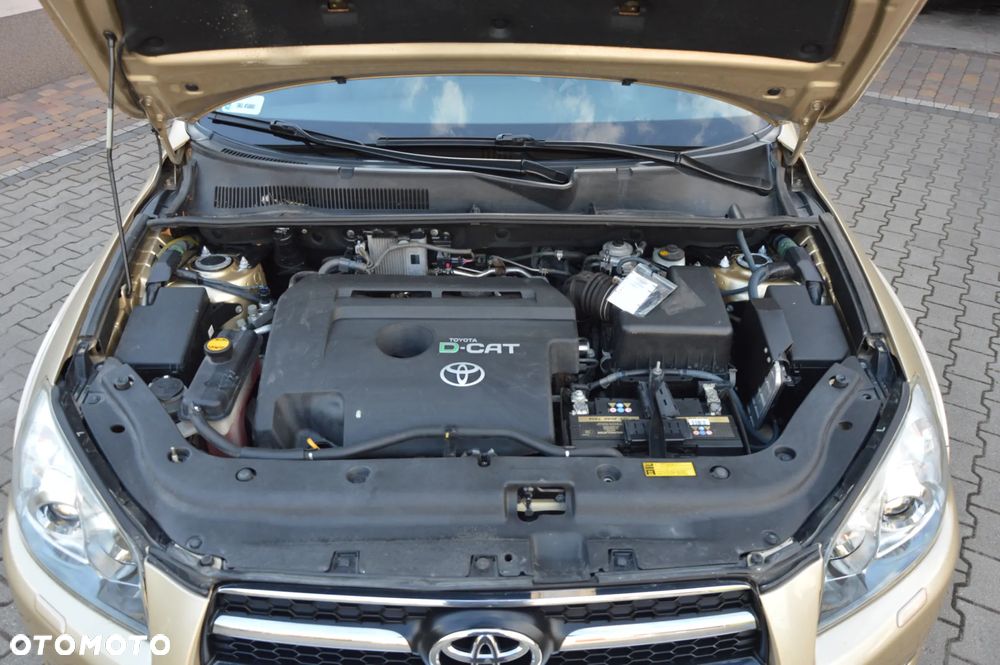 Toyota RAV4 2.2 D-CAT Sol 180 - 35