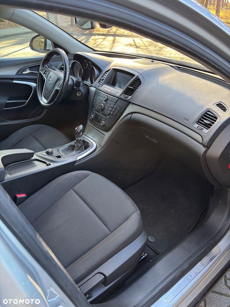 Opel Insignia 1.6 - 21