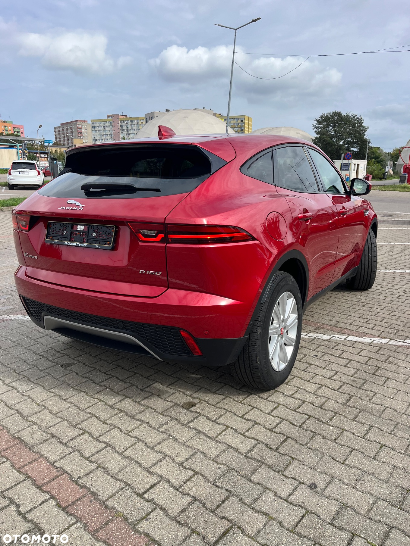 Jaguar E-Pace D150 - 6