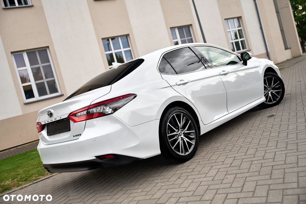 Toyota Camry 2.5 Hybrid Executive CVT - 5