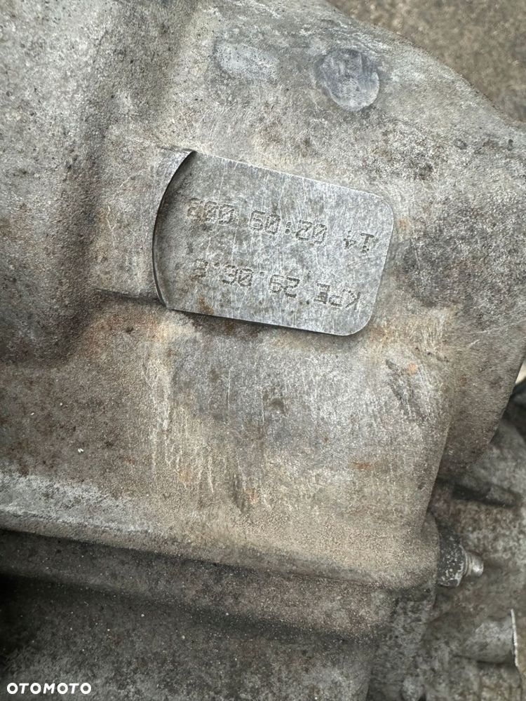 VW T5 2,5TDI 04-10r skrzynia 6 biegów KPE - 5