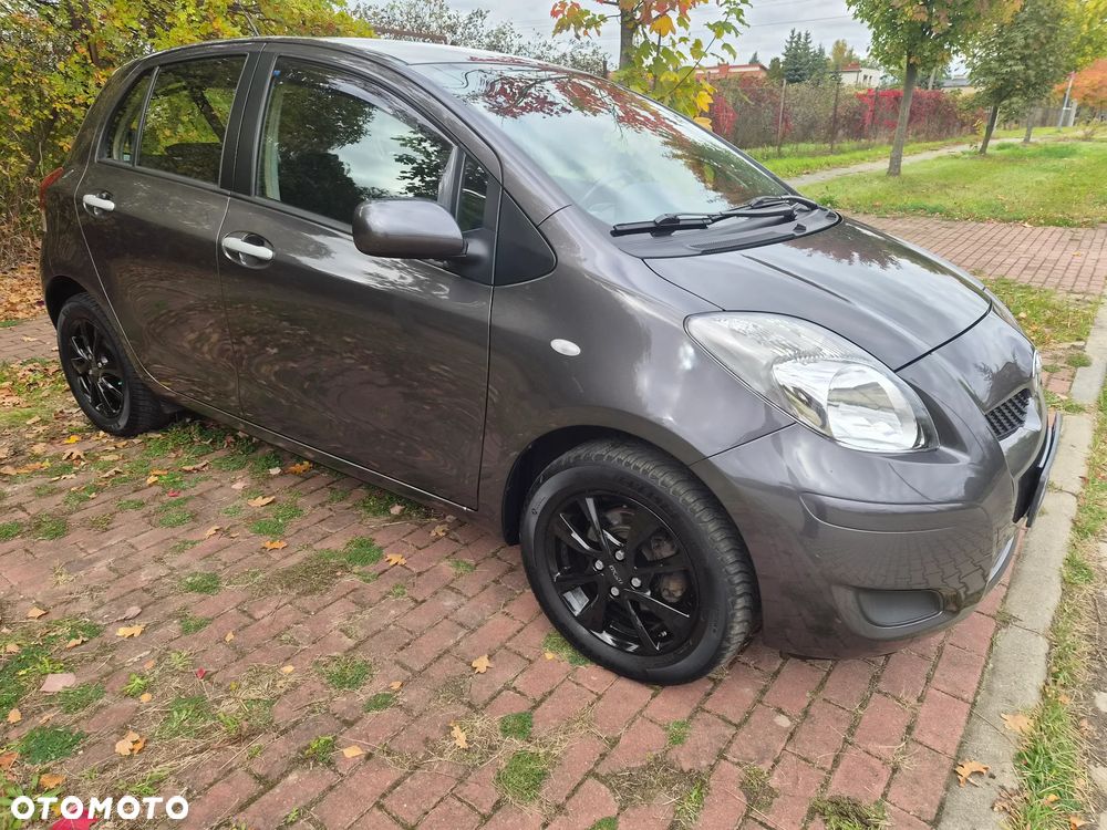 Toyota Yaris 1.0 VVT-i Cool Edition - 2
