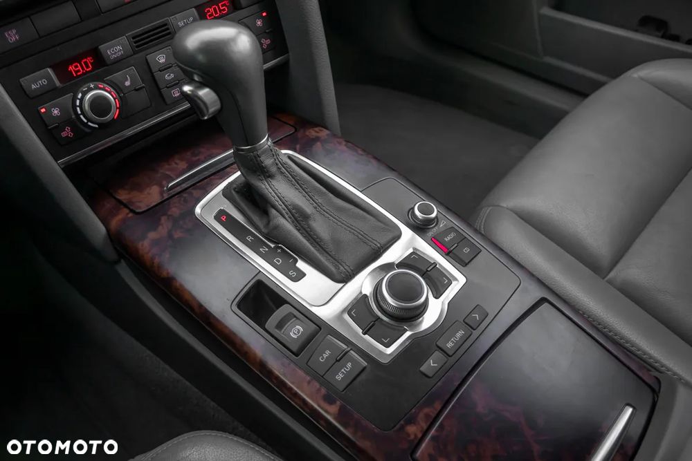 Audi A6 Avant 2.4 multitronic - 26