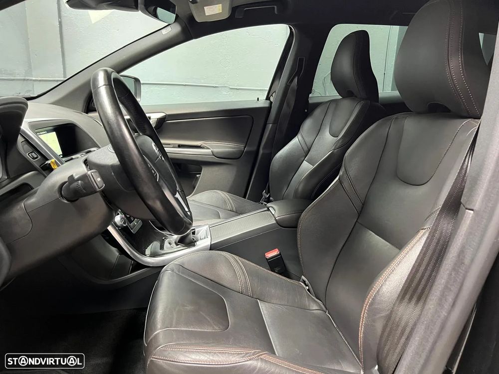 Volvo XC 60 2.0 D4 Inscription - 13
