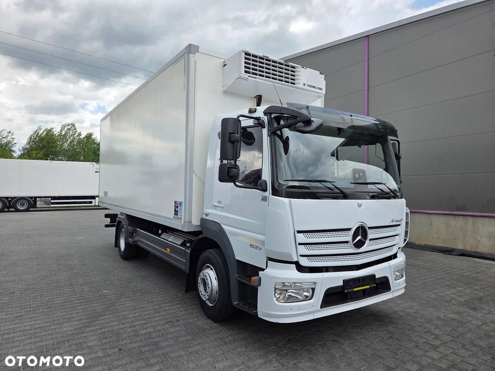 Mercedes-Benz Atego 1523
