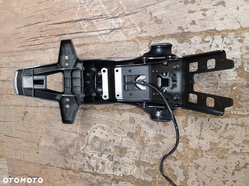 Uchwyt tablicy błotnik Yamaha XSR 900 - 6