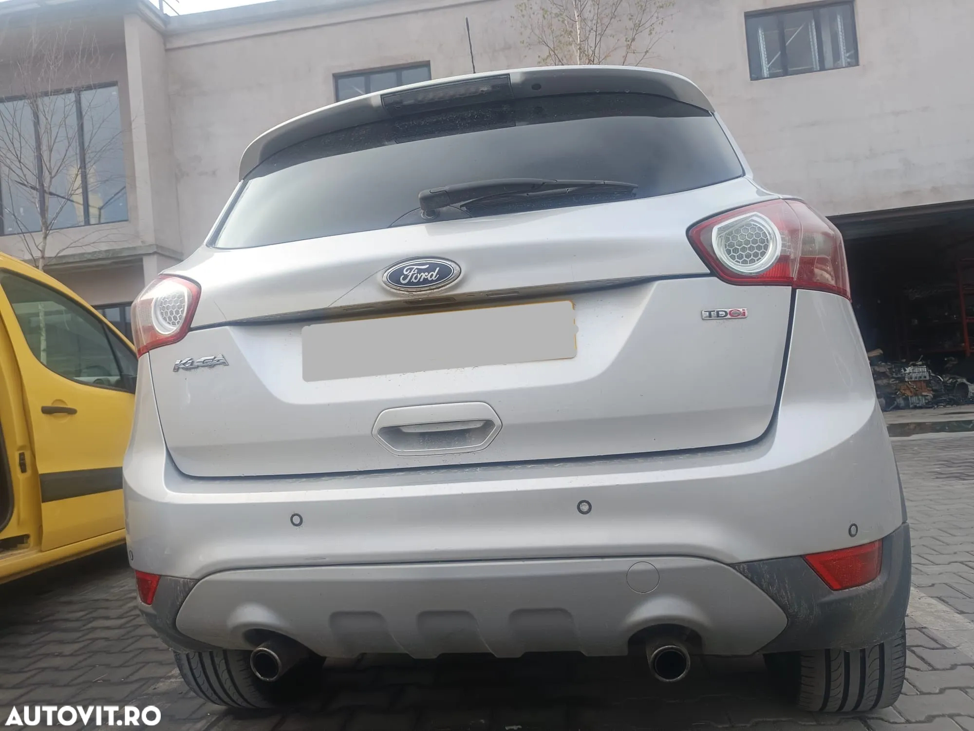 Dezmembram Ford Kuga 2012 2.0 Diesel, cutie de viteze manuala - 3