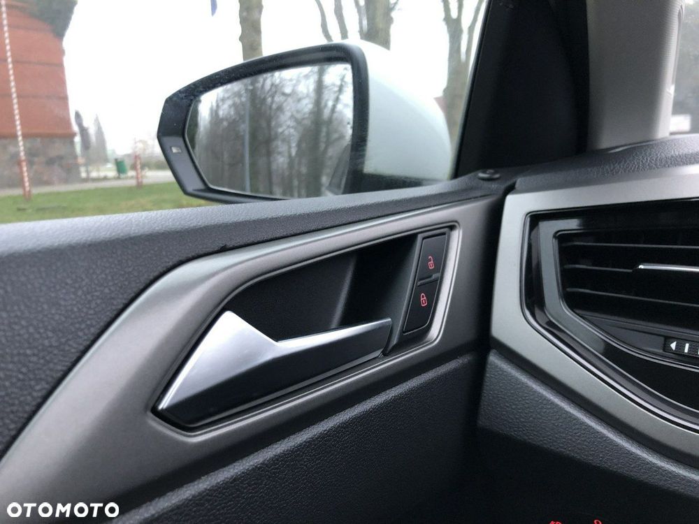 Volkswagen Polo - 40
