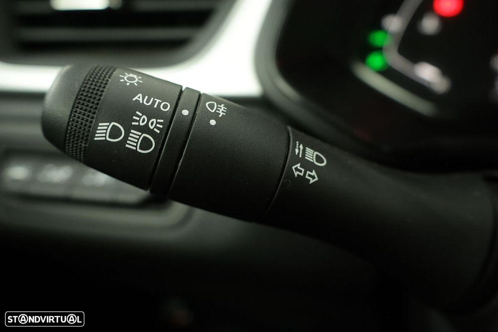 Renault Captur 1.0 TCe Techno Bi-Fuel - 16