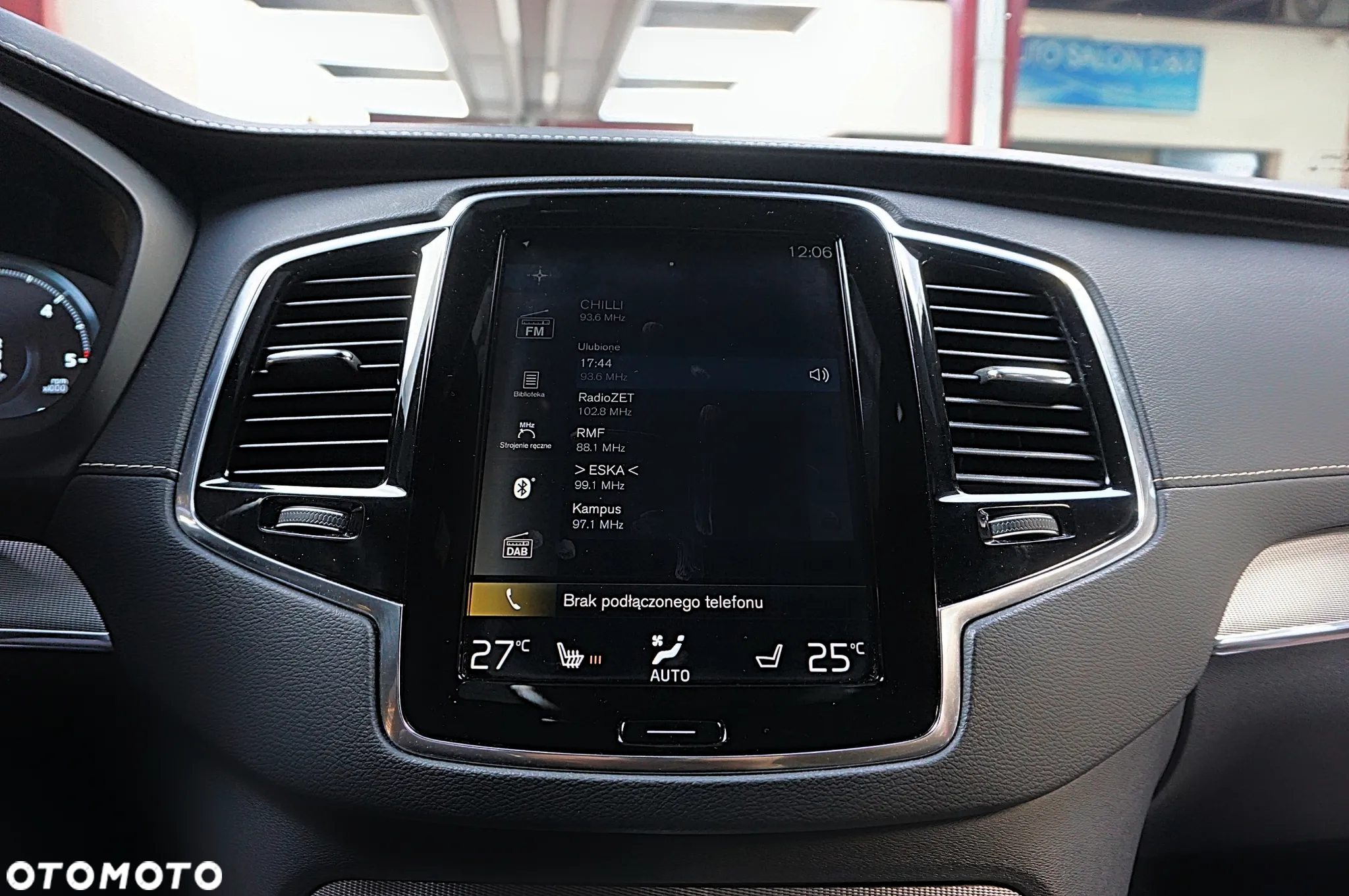 Volvo XC 90 - 26