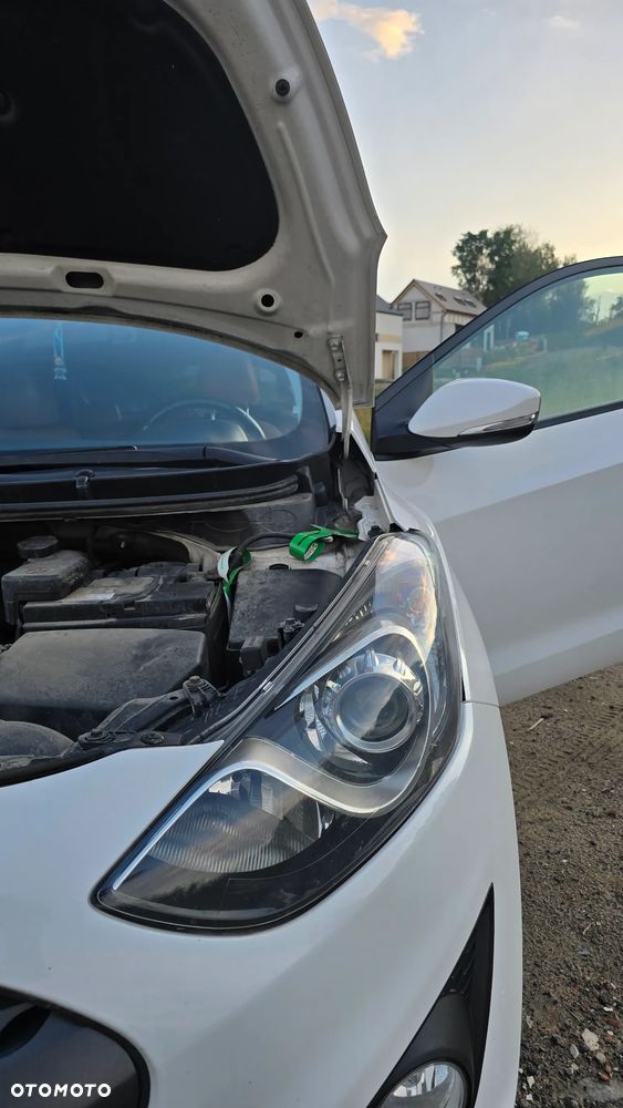 Hyundai i30 1.6 GDI Premium - 11