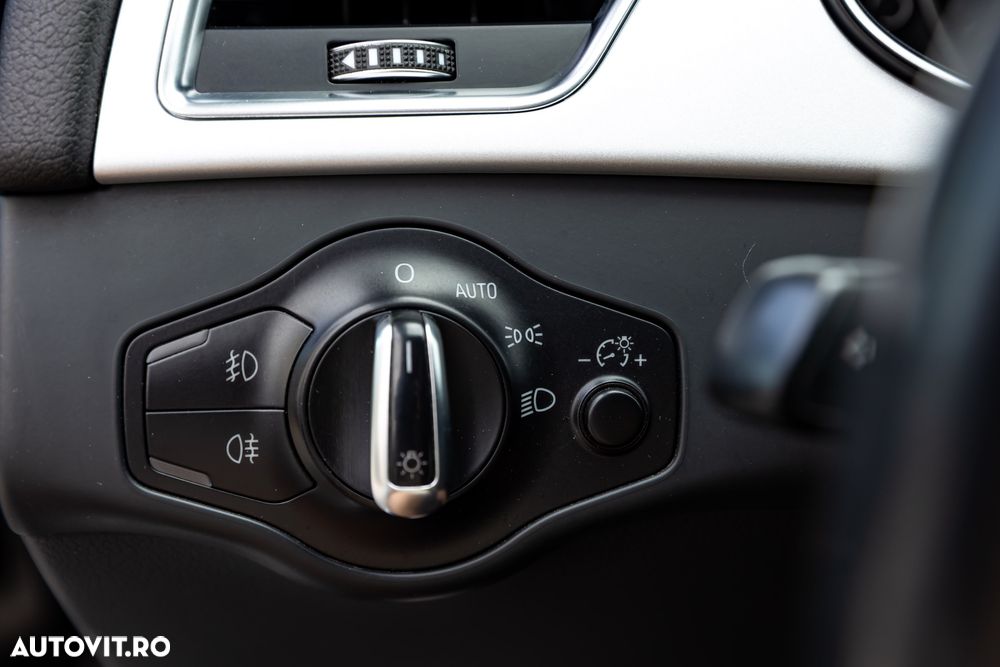 Audi A4 Limuzina 2.0 TDI Multitronic - 28