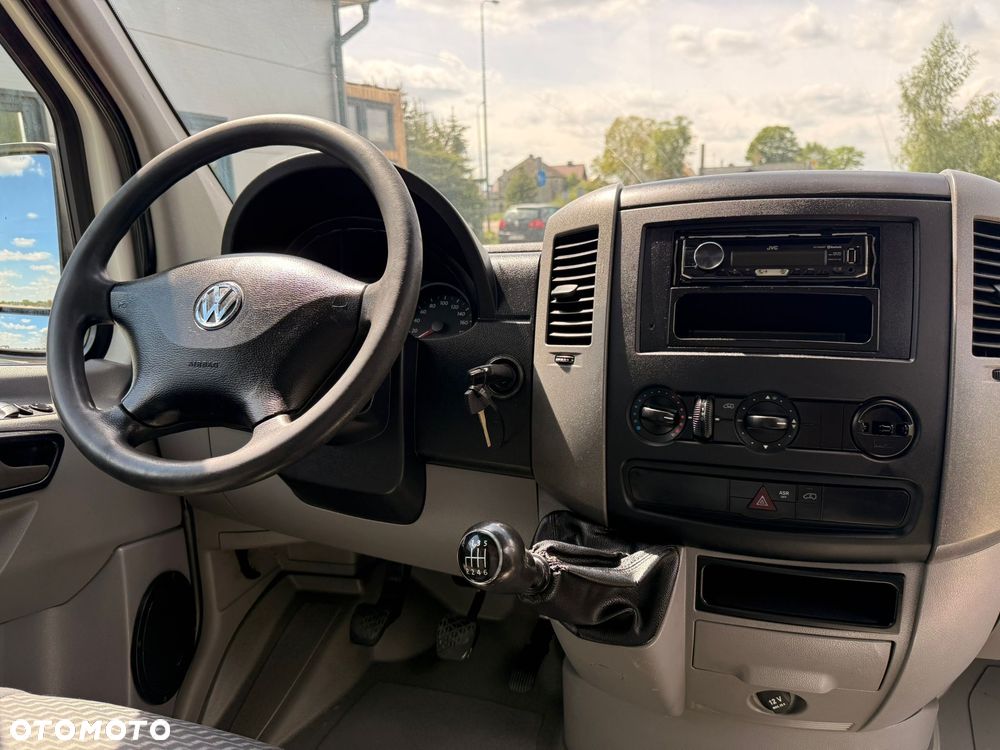 Volkswagen Crafter - 12